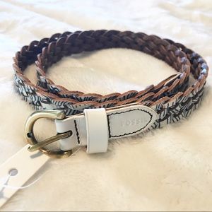 Fossil Belt patterned weave design NWOT